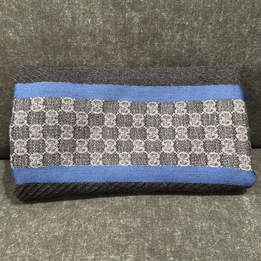 Gucci wool scarf